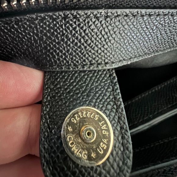 Coach Carryall Mini Brooke Light Goldlack Leather Shoulder Bag - Picture 11 of 16